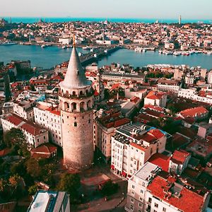 Istanbul Taksim Istiklal Street Kamilbey Sueites Hotel
